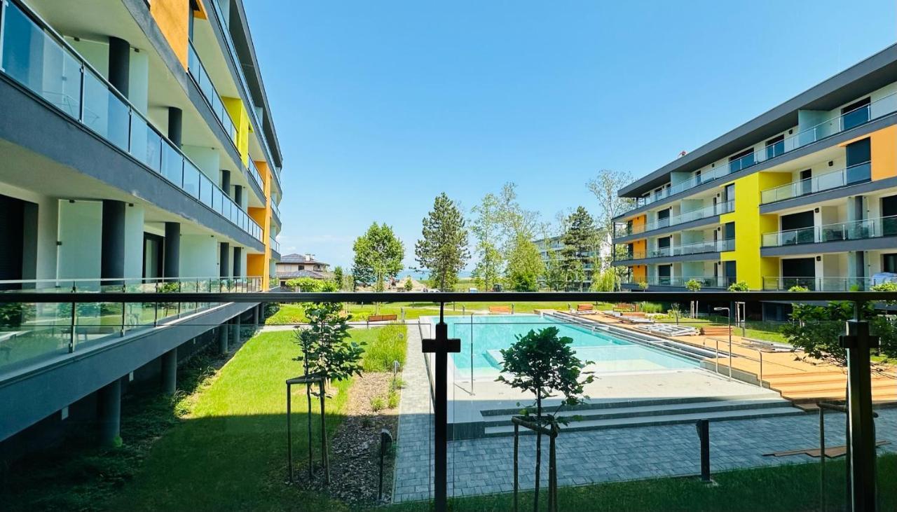 שיופוק Medences Panoramas Balatom Apartman מראה חיצוני תמונה